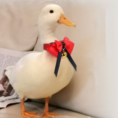 Pet Handmade Bow Tie Collar สายคล้องคอปรับได้สร้อยคออุปกรณ์เสริม Bell สำหรับไก่เป็ด Goose