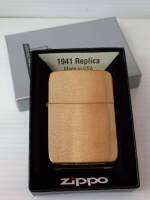 ZIPPO 1941B REPLICA BRUSHED BRASS. สีทอง ผิวทองเหลือง  ตูดตัน โม่ทะลุ  บานพับ4ข้อ  ของใหม่ไม่ผ่านการใช้งาน  มาพร้อมกล่อง รับประกันของแท้จากอเมริกา