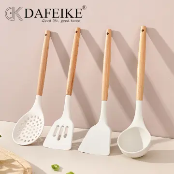 1pc Heat Resistant Silicone Spatula With Beige Wooden Handle For