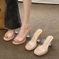 【Ready】? Zhuo Bufan transparent high-heeled sandals 2023 new summer wear fairy wind crystal thick heel diamond sandals and slippers