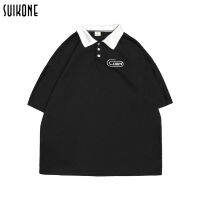 Suikone เสื้อโปโลผู้ชาย แขนสั้น สีพื้น หลวม ดำขาว สไตล์นักเรียน โปโล