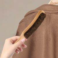 【CC】❒◐  Wood Handle Bed Lint Sofa Coat Cleaning Dust Removal for with Lanyard