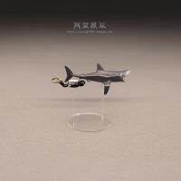 Miniatures Ocean Diving Diver White Shark Action Figures รุ่นเต่าทะเลใต้น้ำ Fish Aquarium อุปกรณ์ตกแต่งของเล่น