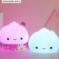 IKEAHOME ไฟการ์ตูนกลางคืนโคมไฟสัมผัสขนาดเล็กไฟ LED กลางคืนน่ารักซาลาเปาไฟกลางคืน LED เกี๊ยวไฟไฟ LED กลางคืนโคมไฟสัมผัสขนาดเล็กสำหรับโต๊ะสำนักงาน LED แบบพกพาไฟไฟ LED กลางคืน