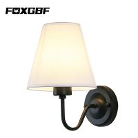 FOXGBF โคมไฟ Sconces แบ็คดรอปเป่าลม LED โคมไฟติดผนังภายในติดตั้งร่วมสมัยพร้อมเปลือกอลูมิเนียมสำหรับห้องนอนในอาคารไฟโรงแรม Niufen