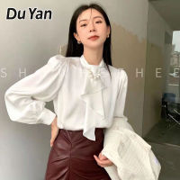 Du YAN ซาตินสีขาวเสื้อเชิ้ตไข่มุกผู้หญิงเสื้อเป็นชั้นระบาย