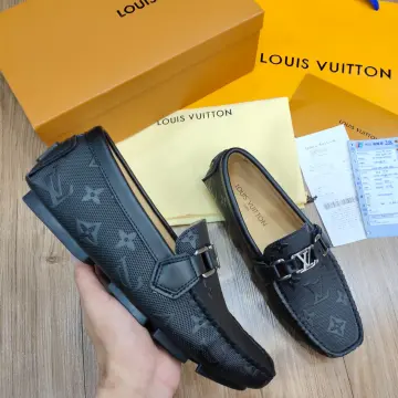 sepatu lv pria terbaru