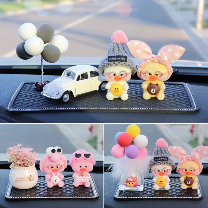 web-celebrity-furnishing-articles-cute-cartoon-hyaluronic-acid-yellow-duck-car-car-perfume-fragrance-trill-with-car-accessories