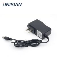 UNISIAN ที่ชาร์จแบตเตอรี่ลิเธียมใน18650 8.4V/12V/16.8V 1A ตัวแปลงชาร์จไฟ DC ปลั๊กแบบพกพา5.5MM X 2.1MM