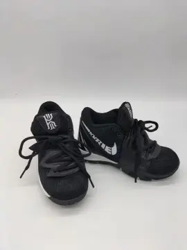 Kyrie irving hot sale baseball cleats