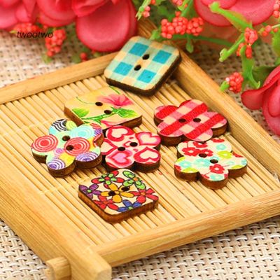 TT 100 Pcs Colorful Wooden Flower Square 2 Holes Sewing Buttons Scrapbooking DIY
