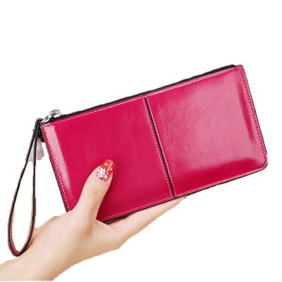 Fashion Womens Vintage Oil Wax Leather Zipper Clutch Bank Female Large Capacity Coin Purse Wristband Simple Card Holder Wallet