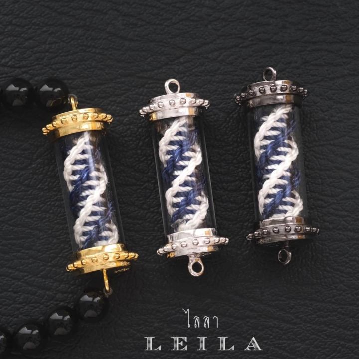 leila-amulets-มงคลเศรษฐี-รุ่น-เจริญยศ-ด้ายน้ำเงินขาว-พร้อมกำไลหินฟรีตามรูป