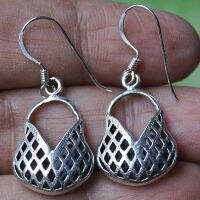 Thai design earrings bag sterling silver 925 ลวดลายไทย น่ารักกระเป๋าลวดลายไทยตำหูเงินสเตอรลิงซิลเวอรสวยของฝากที่มีคุณค่างาม สวยเด่น สดุดตา