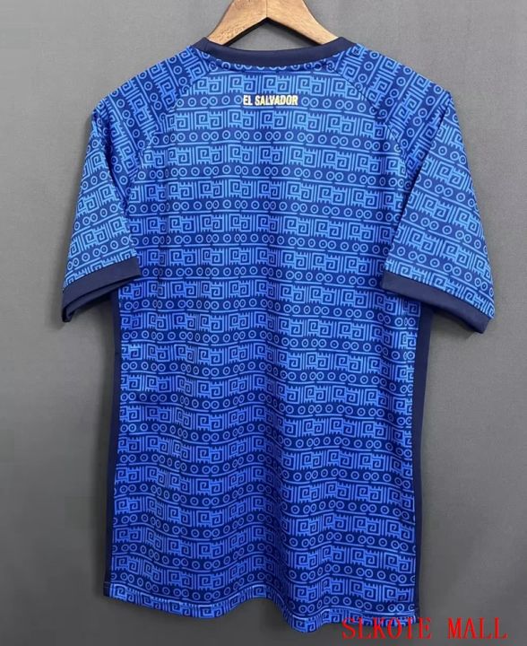 เสื้อเชิ้ตเสื้อแข่งฟุตบอลคุณภาพแบบไทย23-24เสื้อซ้อมกีฬาสำหรับผู้ชายเหรียญเอลซัลวาดอร์