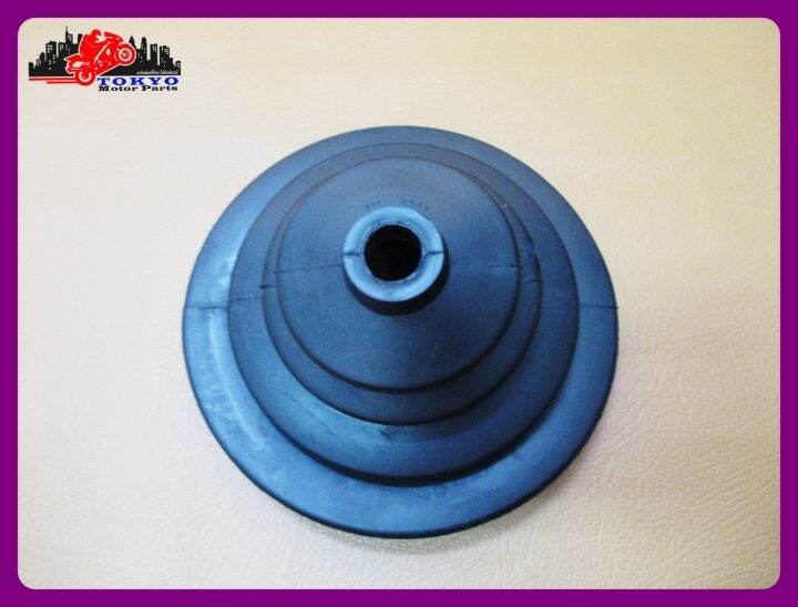 nissan-datsun-620-interior-inner-rubber-boot-ยางหุ้มเกียร์-ฝาครอบคันกระปุกเกียร์-สินค้าคุณภาพดี