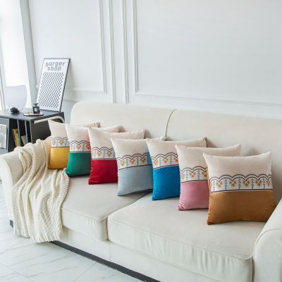 Light luxury Velvet Cushion Cover Solid Color Pillow Cover Spreading Pattern For Home New Year Decoration Sofa Office Car Waist Back Cover Home Decorative