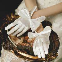 ❀✠ Wedding Accessories Satin Fabric Wedding Gloves Thin Wrist Bowknot Bridal Gloves White Black Short Gloves Wedding Party Supply