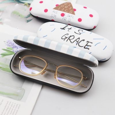 **ขายดี** กล่องแว่น+ผ้าเช็ดแว่นตาคละสี ถนอมแว่นตา สินค้าพร้อมส่งในไทย รุ่น-TW04
