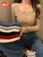 original Uniqlo NEW Chic low-necked bottoming shirt for women in spring and autumn with a western-style knitted sweater and a clavicle tight sweater top for autumn and winter