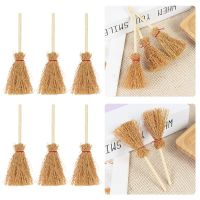 10/20pc Mini Broom Red Rope Straw Brooms Hanging Furniture Model Doll House Decoration Halloween Party Costume Witch Accessories