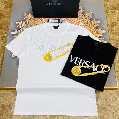 Versaceนิวซีแลนด์เสื้อยืดครึ่งแขนสั้นพิมพ์ลาย,ใหม่ฤดูใบไม้ผลิและฤดูร้อนแฟชั่นแขนสั้นสำหรับผู้ชายและผู้หญิง