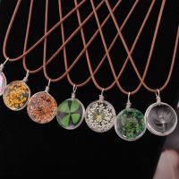 2022 Fashion Time Gem Dandelion Dry Flower Transparent Ball Pendant Necklace Classic Leather Rope Party Jewelry Gift for Women