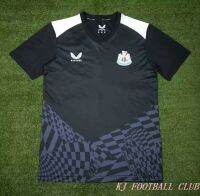 เสื้อแข่งฟุตบอลคุณภาพสำหรับผู้ชาย Newcastle U Kaus Training 23-24