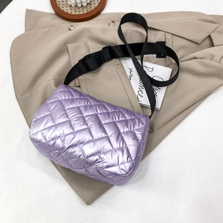 จัดส่งเร็ว-กระเป๋าถือด้ายไนลอนผู้หญิงสีเดียวแฟชั่นเกาหลีฤดูหนาวกระเป๋ามีที่จับ