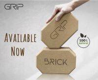 Grip Cork Brick บล็อคโยคะแพ็คคู่จากไม้ก็อกธรรมชาติ 100% เนื้อแน่น ขอบมน