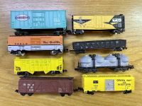 Bachmann USA N Scale Box Cars and Wagons, 9 Colours, as new.  Bachmann USA N Scale Box รถยนต์และเกวียน 9 สีเหมือนใหม่