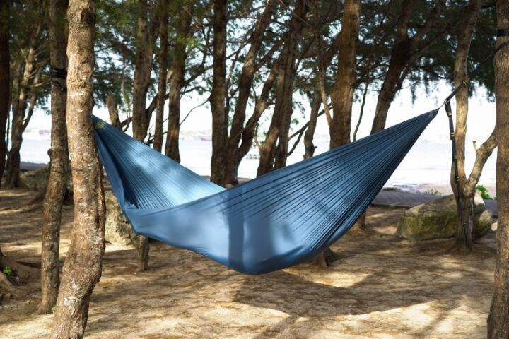 ticket-to-the-moon-lightest-hammock-เปลญวน