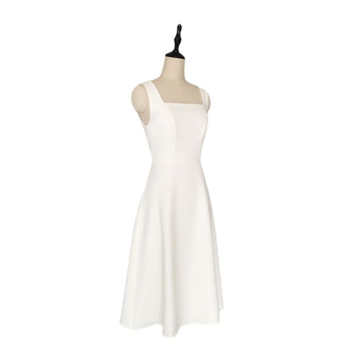 ชุดเดรสผ้าซาตินสีขาวทรงสี่เหลี่ยมชุดเดรสพอดีเพรียวคอปกใบอนุญาตแบบเรียบง่ายของฝรั่งเศส-qh126