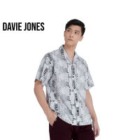 DAVIE JONES เสื้อเชิ้ตโอเวอร์ไซส์ ผู้ชาย แขนสั้น พิมพ์ลาย สีขาว Short Sleeve All-over Print Shirt in white SH0095WH