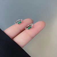 Ear buckle female 2022 Small crowd design Sense of sleep No need to remove earrings Earrings Grandmother green earrings Ear holes FTQ8