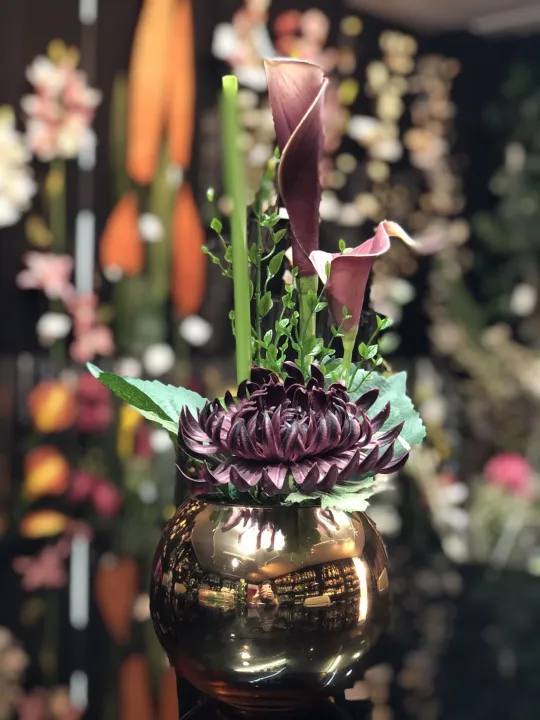 แจกันดอกไม้ประดิษฐ์ สไตล์โมเดิร์น Artificial Mixed flower arrangement