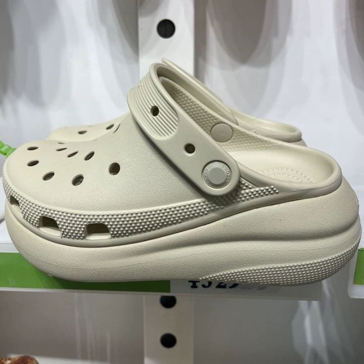 crocs-แท้-classic-crush-clog-รองเท้า-crocs-แท้ผู้หญิง-รองเท้านิ่มเหมือนเหยียบขี้-รองเท้าไปทะเล-รองเท้าแตะเพื่อสุขภาพผู้หญิง