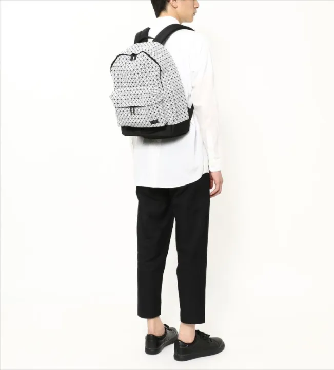 new-กระเป๋า-issey-miyake-baobao-daypack-bag-ของแท้-janpa-กระเป๋าเป้สะพายหลัง-กระเป๋าเป้