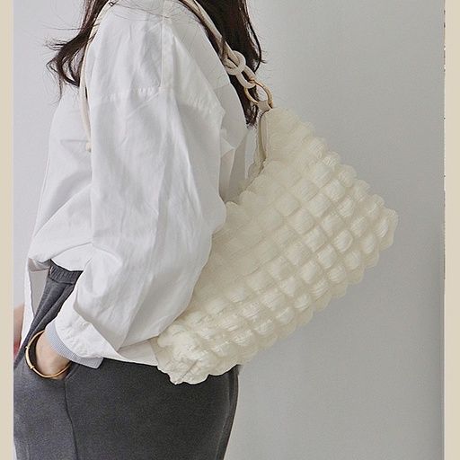 sabai-sabai-กระเป๋าสะพายไหล่สตรี-สีขาว-ถุงใต้วงแขน-การออกแบบขัดแตะ-กระเป๋าถือ-สไตล์เรียบง่าย