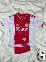 ชุดบอล Ajax Amsterdam (Red) เสื้อบอลและกางเกงบอลผู้ชาย ปี 2022-2023 ใหม่ล่าสุด