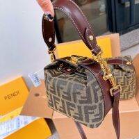 2023 FendˉiSummer New High Capacity Versatile Print Retro Fashion Casual Crossbody Bag