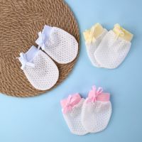 1 Pairs Mesh Breathable Baby Newborn Soft Cotton Gloves Anti Scratch Face All Inclusive Hand Protection Gloves Children Gloves
