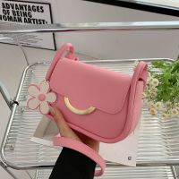 French Small Female 2023 Summer New Fashion One Shoulder Design Bag Alar Pack Candy Colors Worn Small Bag