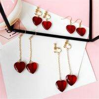 Red Love / Heart Earrings Japan and South Korea Sweet Temperament Simple Girl Heart Crystal Love Fashion No Ear Hole Female