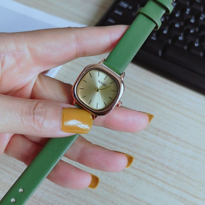 นาฬิกาผู้หญิงควอร์ทซ์แฟชั่นลำลองเรียบง่ายสไตล์ยุโรปและอเมริกันเล็บ-mode-korea-สี่เหลี่ยมแบบใหม่นาฬิกาผู้หญิง