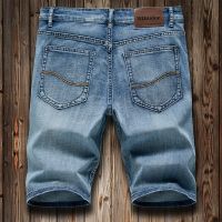 กางเกงห้าจุดทรงตรงทรงหลวมสำหรับนักธุรกิจ Celana Pendek Denim ยีนส์ลำลองสำหรับผู้ชายคลาสสิคใหม่ฤดูร้อนปี2023 2023