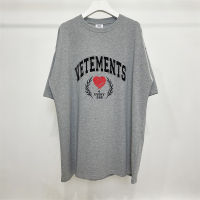 High Street Vetements หูข้าวสาลีจับมือหัวใจเย็บปักถักร้อยจดหมายเสื้อยืดผู้ชายผู้หญิงขนาดใหญ่ VTM เสื้อยืดประเดิม