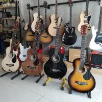 กีต้าร์โปร่ง Acoustic Guitar กีตาร์ กีตาร์โปร่ง Fortis FG-240 มีให้เลือก 4 สี แถมกระเป๋า 1 ใบ เหล็กขันคอ 1 อัน เสียงดี เล่นง่าย