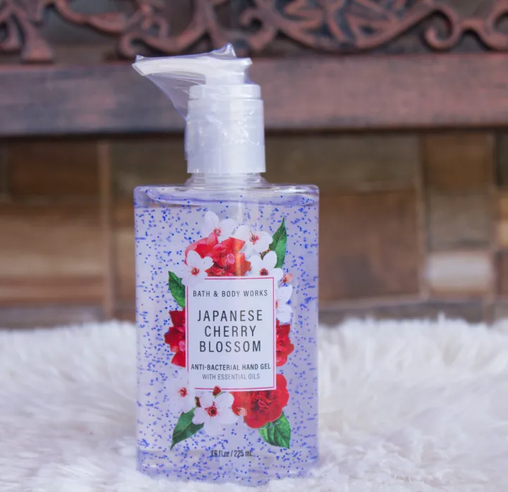 bath and body works japanese cherry blossom hand gel