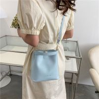 This Years Popular Fashion Handheld Small Bags For Women Summer 2023 New Trendy High-End Versatile Internet Celebrity Diagonal Bucket Bag